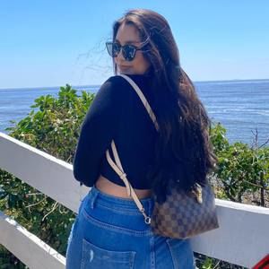 Meet your Posher, Ximena